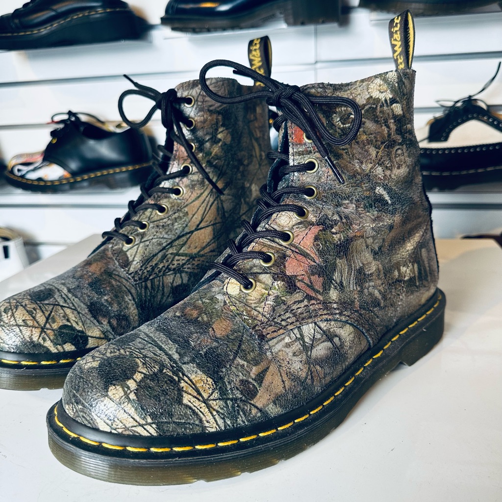Dr. Martens X Tate Museum Collaboration Lace-Up Boots